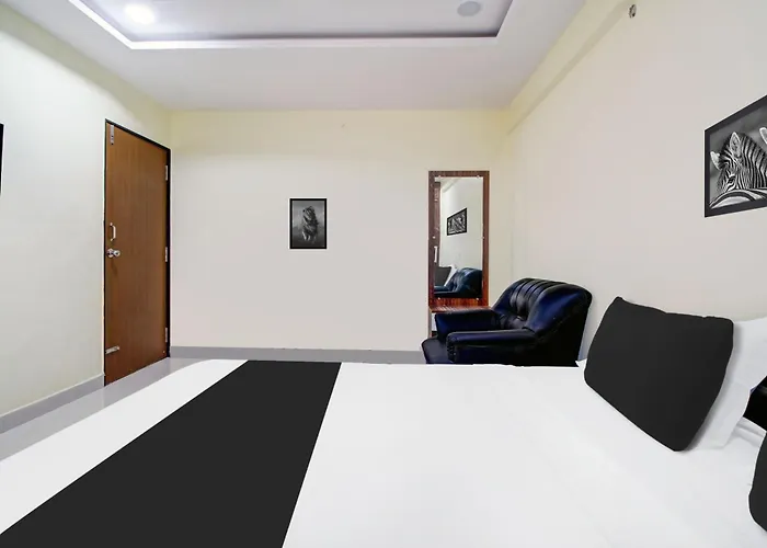 Super Hotel O Murali Nagar Near Nad Junction